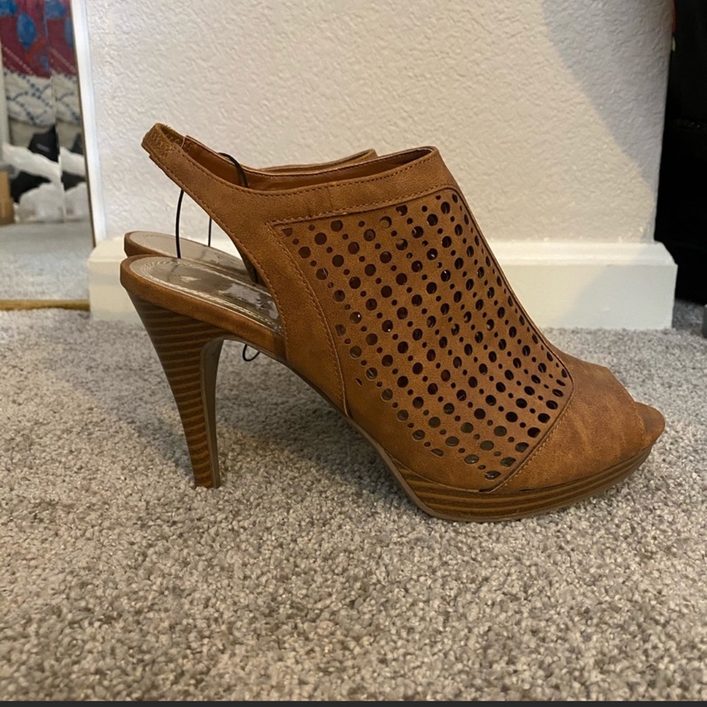 Impo heels